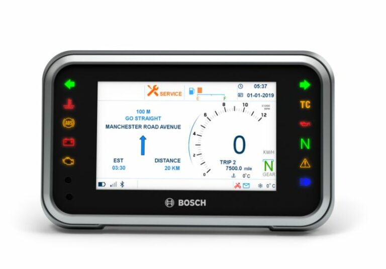 Bosch presenta i display Tft compatti da 5″ per le moto