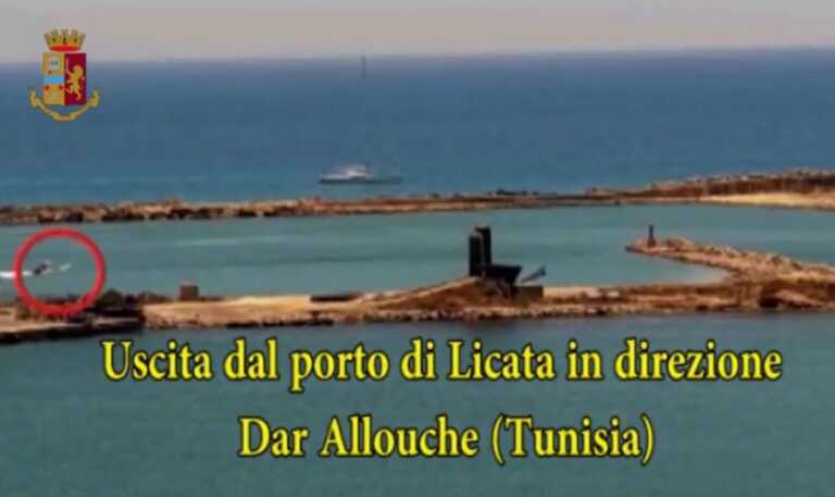 Blitz contro rete di scafisti tra la Sicilia e la Tunisia, 18 arresti