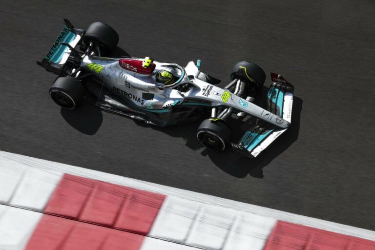 Hamilton il più veloce nelle prime libere ad Abu Dhabi