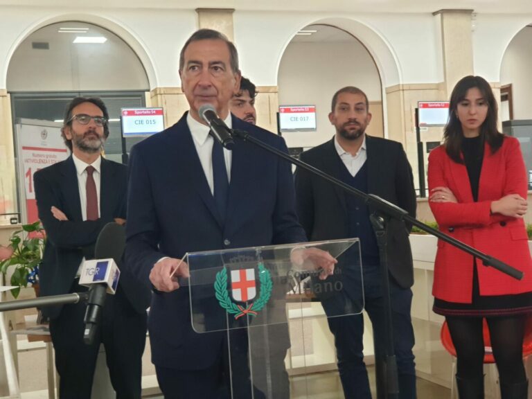 Violenza donne, Sala “E’ uno degli scandali del nostro tempo”