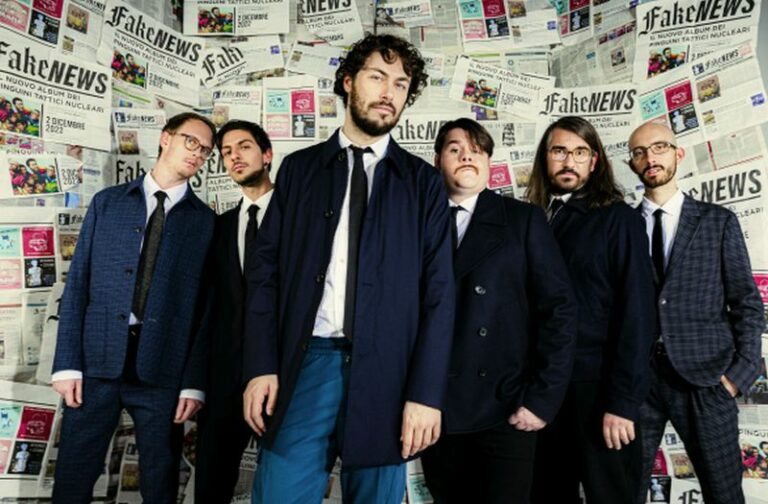 Pinguini Tattici Nucleari, esce il nuovo album “Fake News”