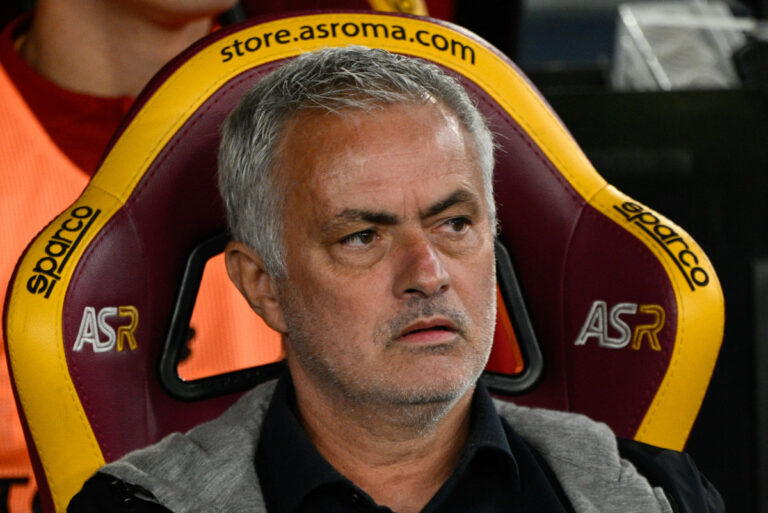Mourinho “Vogliamo i playoff e abbiamo un solo risultato”