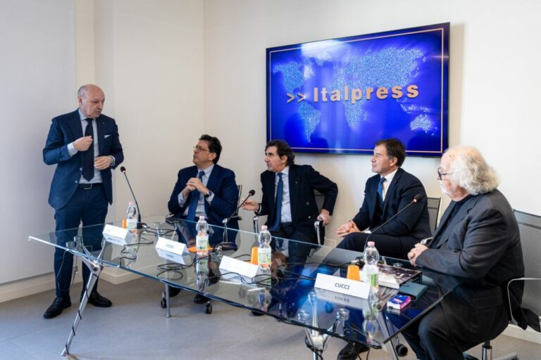 Marotta “Nostro problema costo giocatori, cambiare normativa”