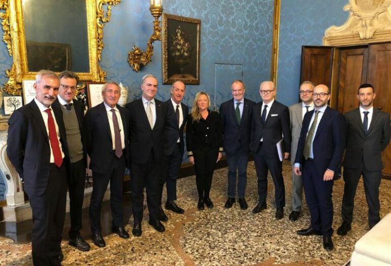 Autonomia, Calderoli incontra Zaia “Cabina regia per LEP in 12 mesi”