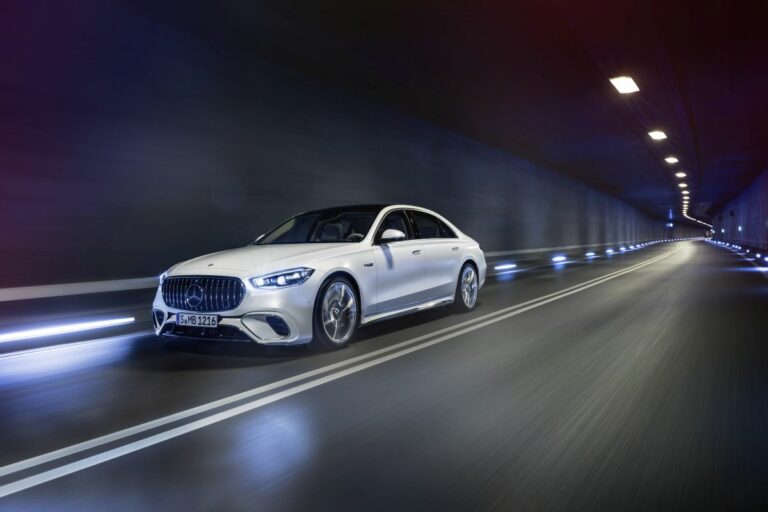 Comfort e sportività con la nuova Classe S di Mercedes-Amg