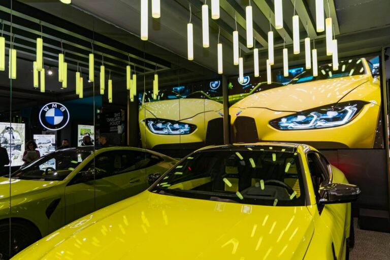 Bmw, inaugurata a Milano la mostra “The Italians’ touch”