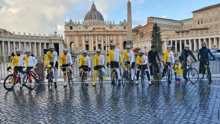 Athletica Vaticana al Bambino Gesù per compleanno del Papa