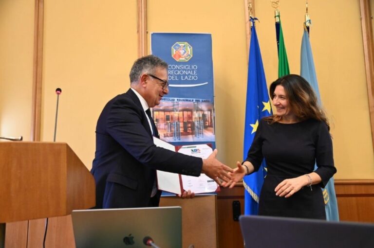 Al consiglio regionale del Lazio le certificazioni di Qualità e Anticorruzione