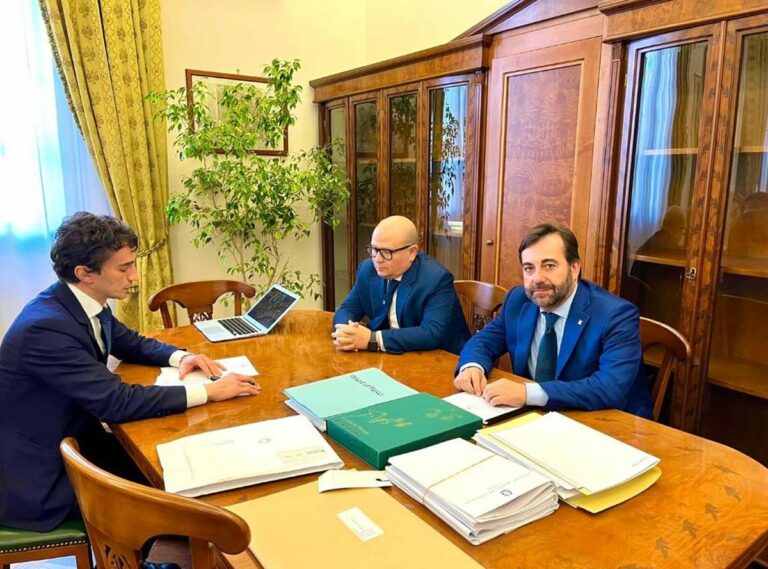 Tavolo tecnico con Ministero dei Trasporti su continuità aerea