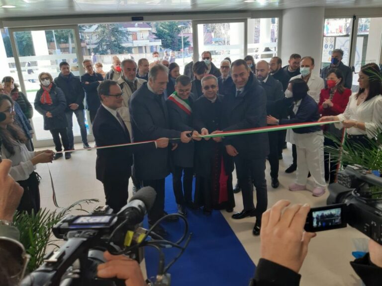 Basilicata, inaugurato nuovo padiglione ingresso all’ospedale di Melfi