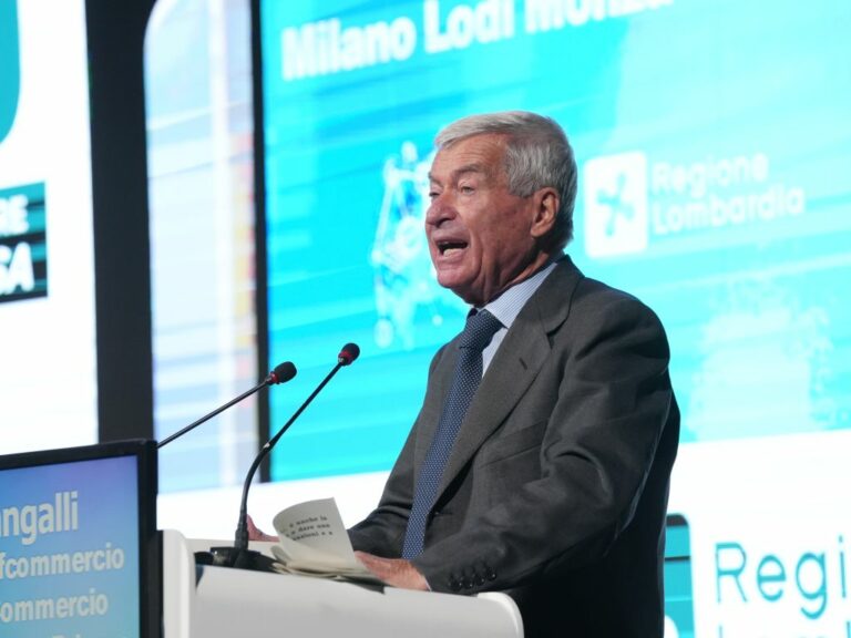 Confcommercio, verso un Natale positivo per consumi nonostante bollette