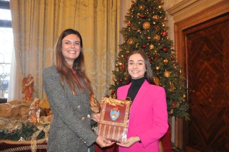 La presidente del Consiglio Damiano riceve la ballerina Valentina Stefani