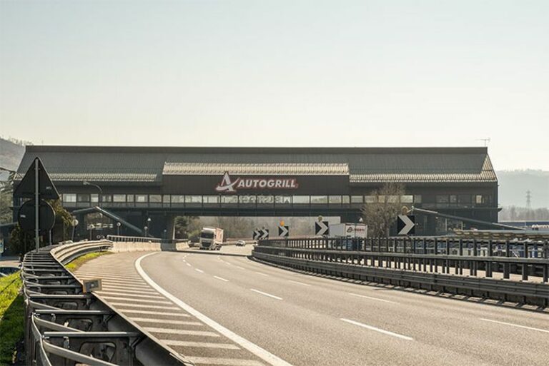 Autogrill, con Elis percorso di formazione per diplomati