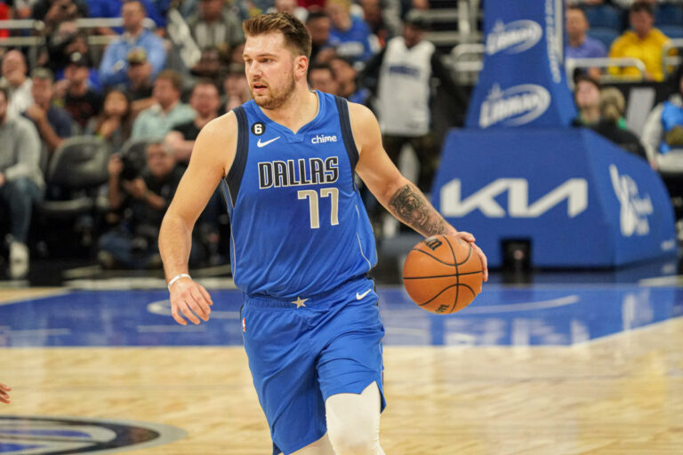 Brooklyn vince ancora, Lebron e Doncic danno spettacolo