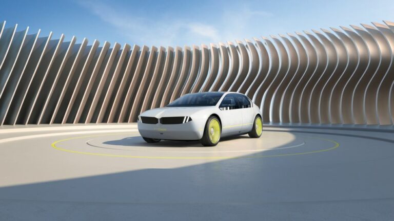 A Las Vegas presentata la futuristica Bmw i Vision Dee
