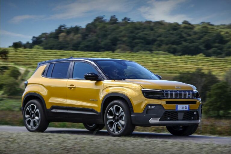 Jeep, al via ordini gamma Avenger disponibile in 4 versioni