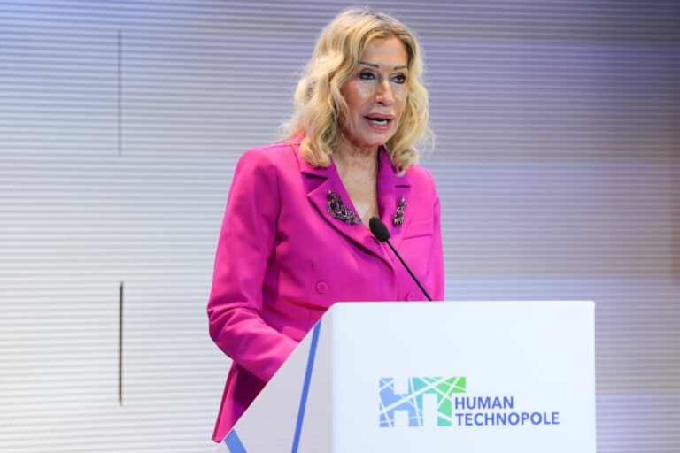 Lombardia, dimissioni Fabrizio Sala. Melania Rizzoli vicepresidente