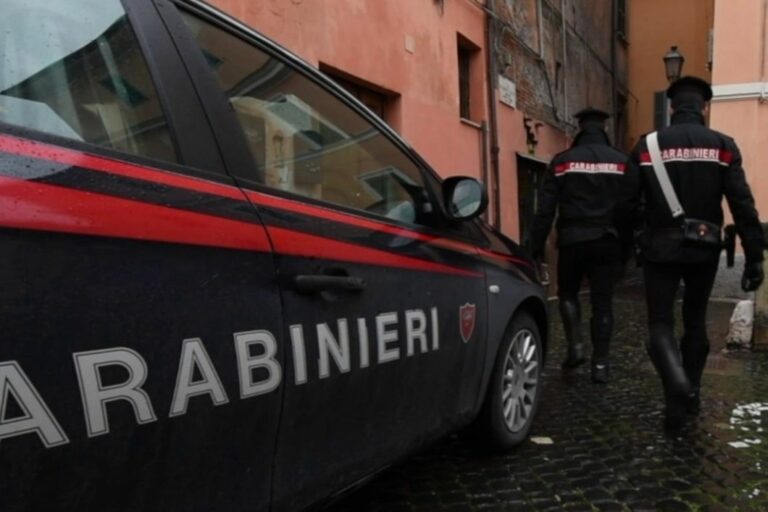 Controlli antidroga dei carabinieri a Roma, 4 arresti e 2 denunce
