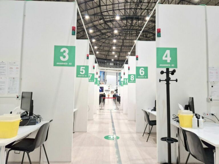 Vaccini: Friuli Venezia Giulia, al via prenotazioni di richiamo