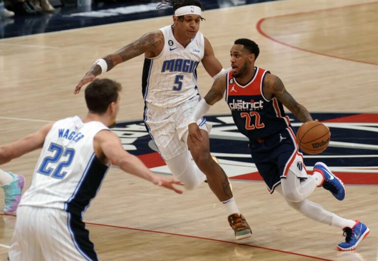Nella notte Nba 9^ vittoria di fila Boston e 15 punti per Banchero