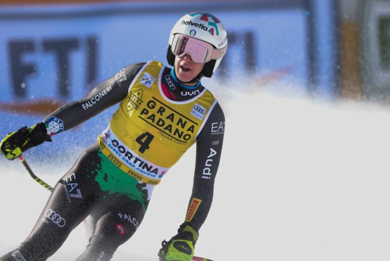 A Yule lo Slalom di Kitzbuehel, Bassino 3^ in SuperG Cortina