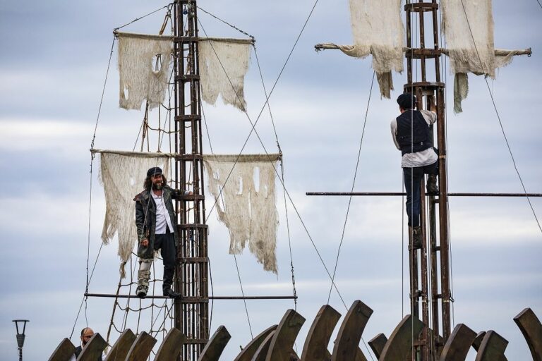 Sei compagnie teatrali in partenza per tour internazionali