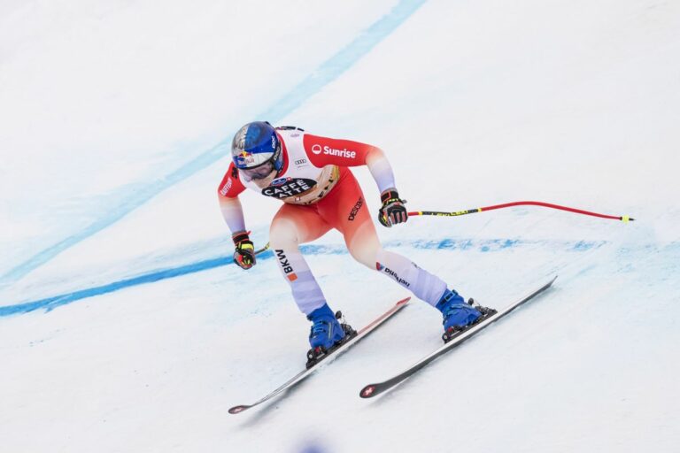 Casse sul podio a Cortina, Odermatt fa suo il super g