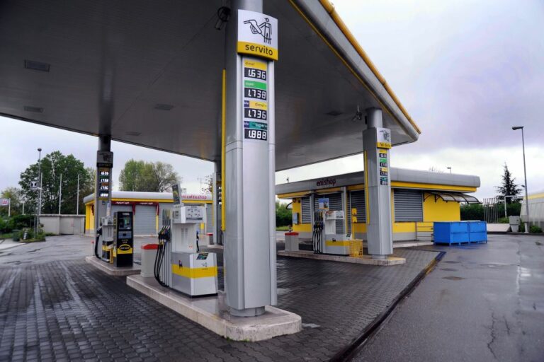 Carburanti, dal Consiglio dei Ministri ok al decreto sulla trasparenza dei prezzi
