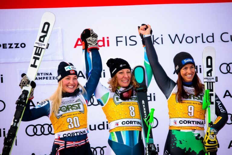 Discesa Cortina a Ilka Stuhec, Elena Curtoni terza