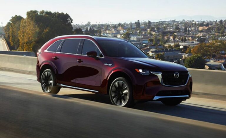 Mazda presenta il nuovo suv crossover CX-90