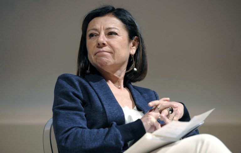 De Micheli “Il Pd deve cambiare per trasformare la società”