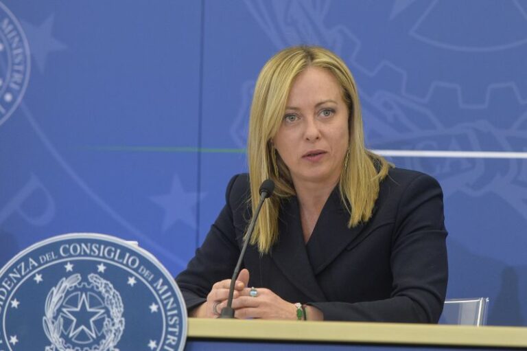 Meloni “L’Ue cambia approccio sull’immigrazione”