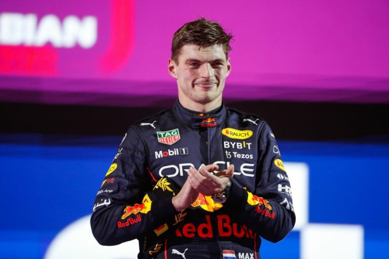 Formula 1 alle porte, la Red Bull presenta la nuova RB19