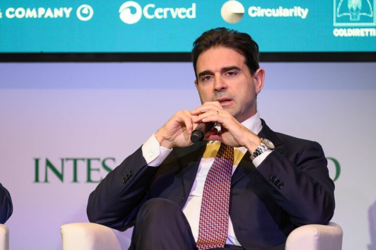 Intesa Sanpaolo, nel terzo trimestre 2022 export distretti Lazio +17,4%