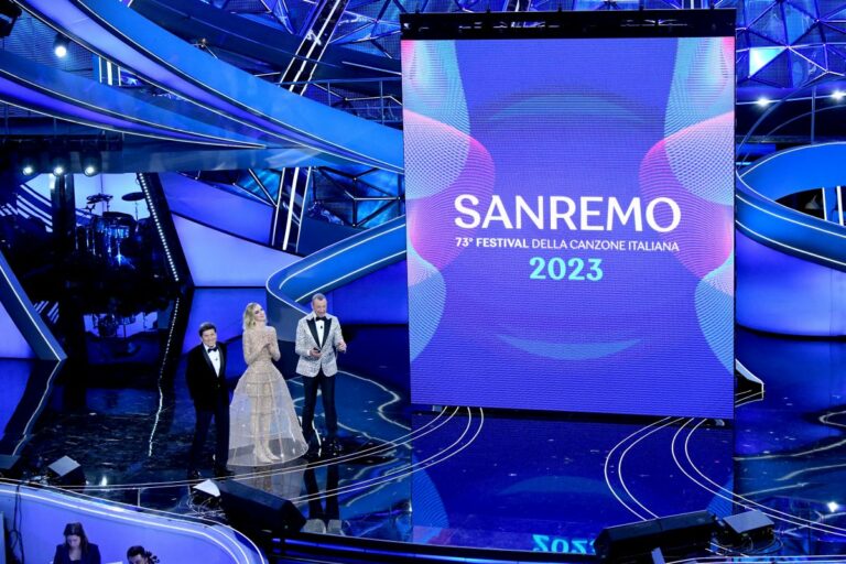 Boom di ascolti per la prima serata di Sanremo, share al 62%