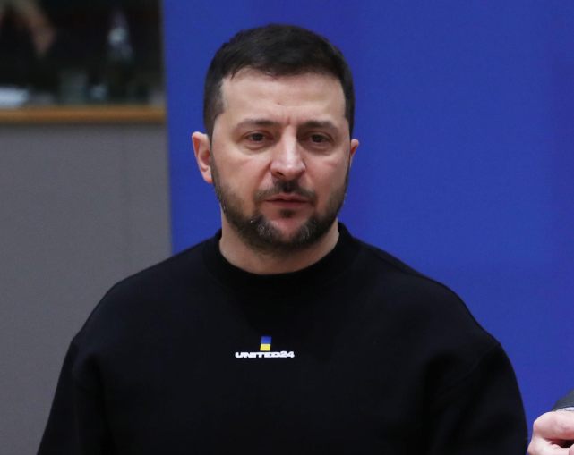 Ucraina, Zelensky al Parlamento Ue “Siamo insieme nella lotta”