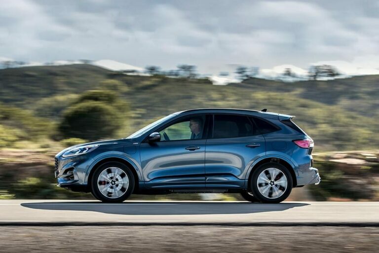 Ford Kuga PHEV ancora l’ibrido plug-in più venduto in Europa
