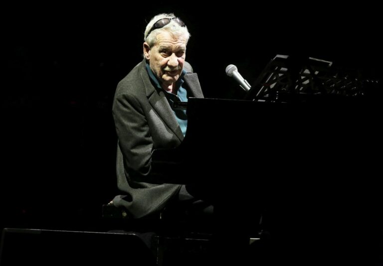 Paolo Conte alla Scala, un appello a non profanare Tempio della lirica