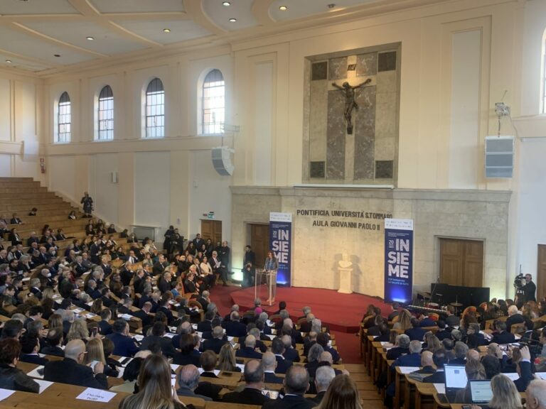 Professionisti sanitari “Insieme per garantire la salute di tutti”