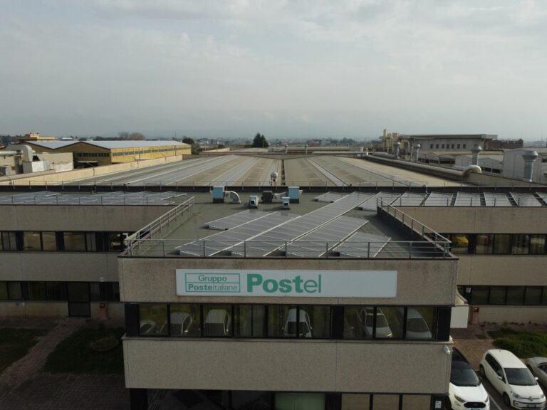 Al centro Postel di Pomezia il più grande impianto fotovoltaico del Lazio