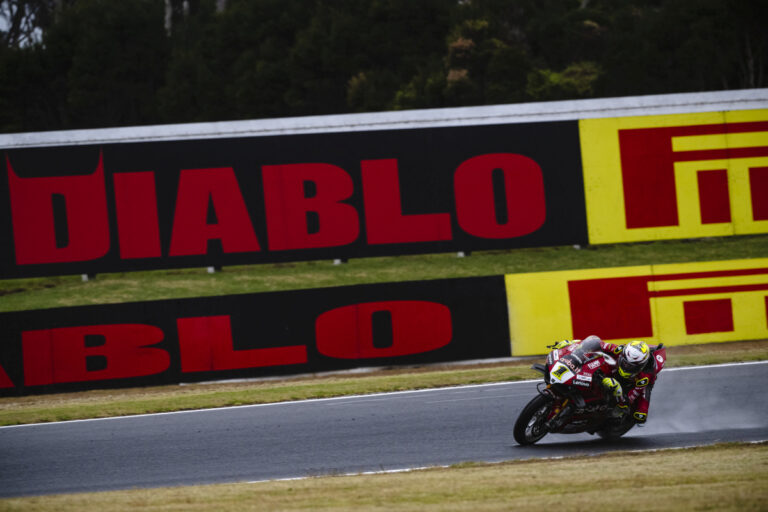 Mondiale Superbike, Pirelli Diablo Rain protagonisti a Phillip Island