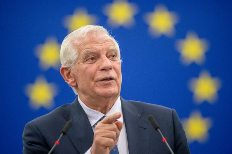 Russia, il Consiglio Ue adotta il decimo pacchetto di sanzioni