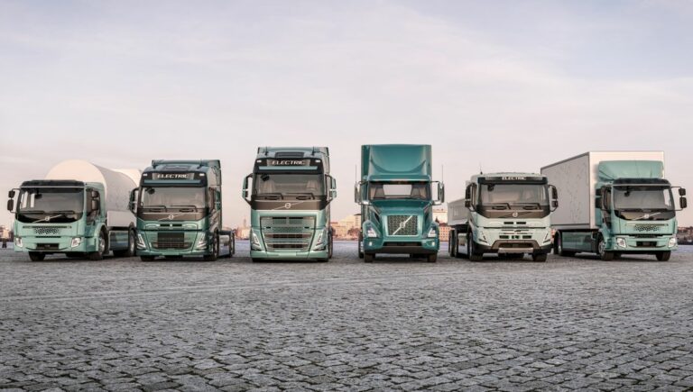Volvo guida il mercato in forte espansione dei camion elettrici