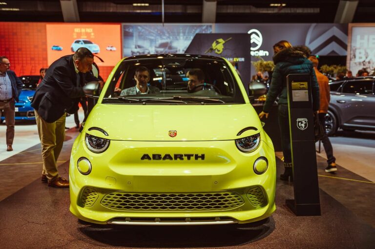 Nuova Abarth 500e elettrizza l’Europa