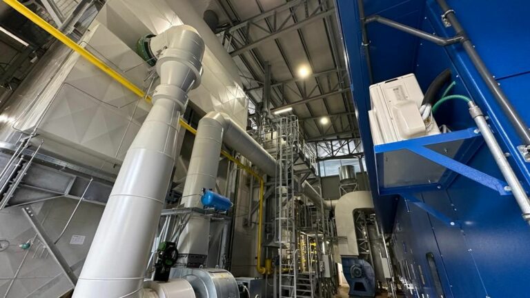 In Friuli inaugurata la nuova centrale termica di Ovaro