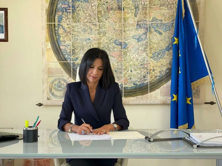 Bando biblioteche-archivi, misura estesa a scuole e università calabresi