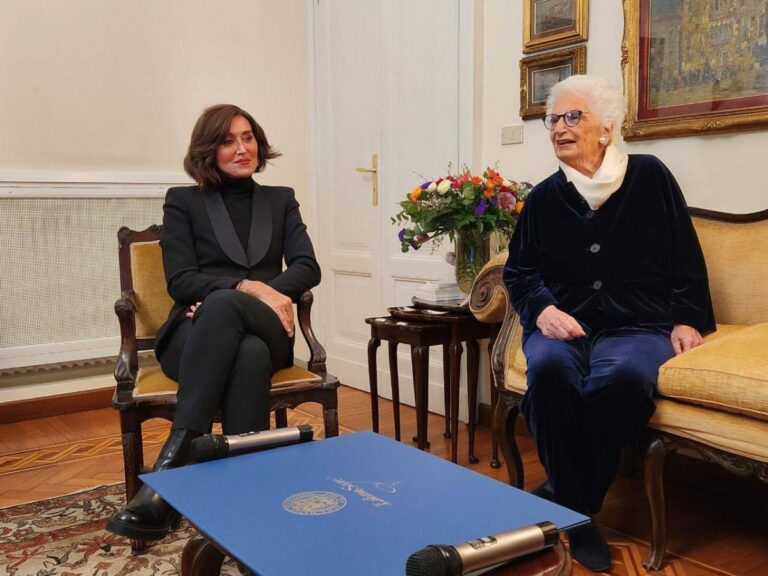 Bernini consegna la laurea ad honorem a Liliana Segre