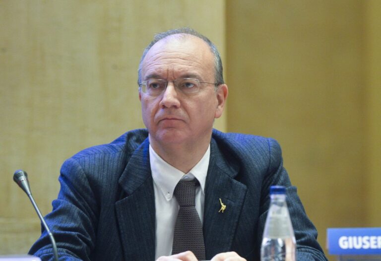 Valditara “La mia scuola è aperta, no a violenza e prevaricazione”