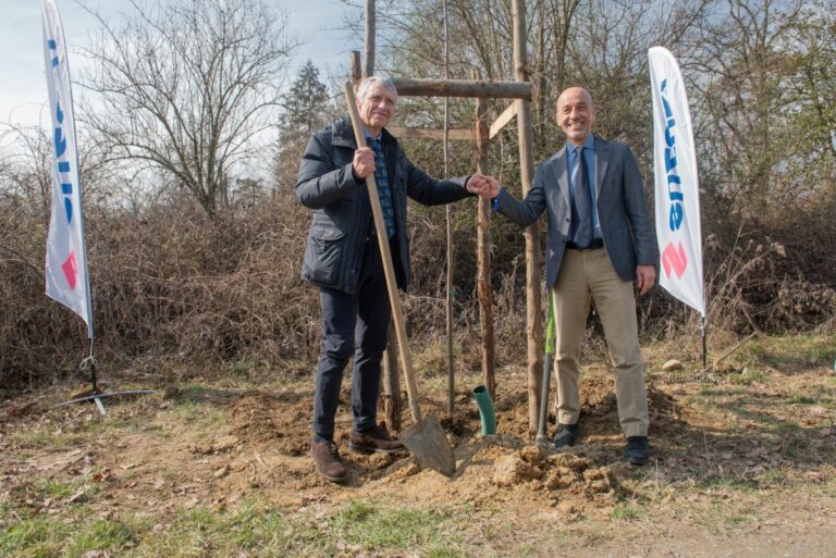 Suzuki Italia pianta 72 alberi al Parco della Mandria