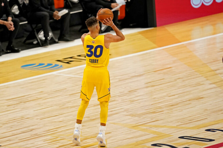 Curry non basta, i Thunder battono Golden State